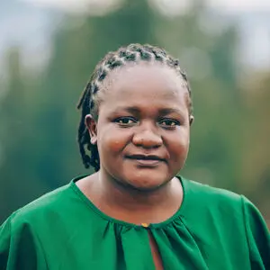 Cynthia Amol